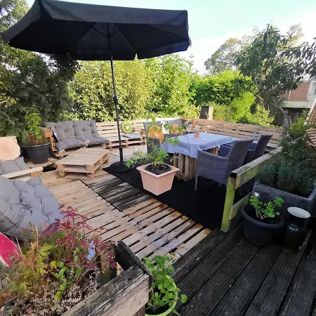 Duinberk En Brasserie מלון 3*