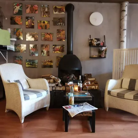 Duinberk En Brasserie סחורל