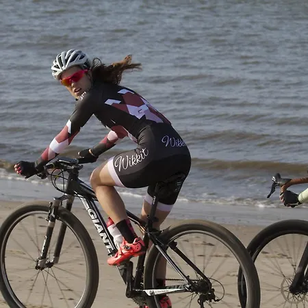 מלון Duinberk En Brasserie